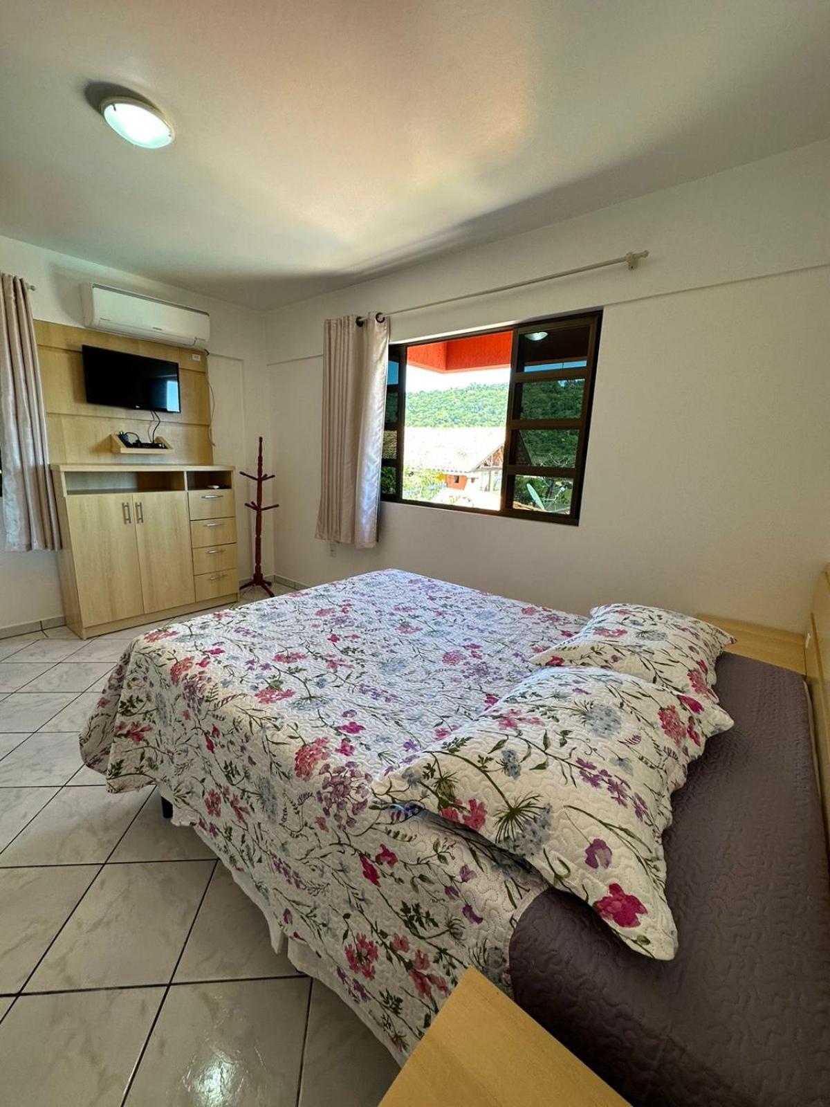 Residencial Vista Bela Apartment Bombinhas Bagian luar foto