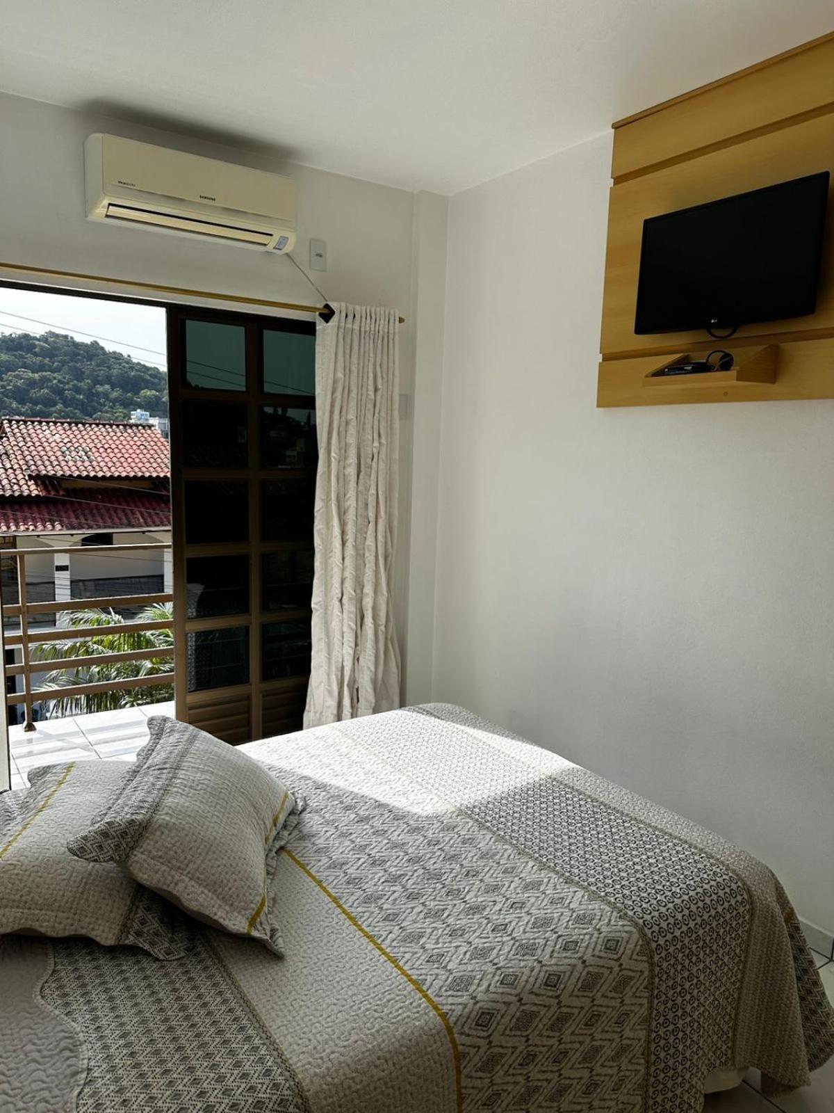 Residencial Vista Bela Apartment Bombinhas Bagian luar foto